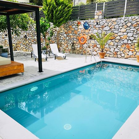 Spacious Maistrali Villa, Private Pool & Garden Rodhákinon Dış mekan fotoğraf
