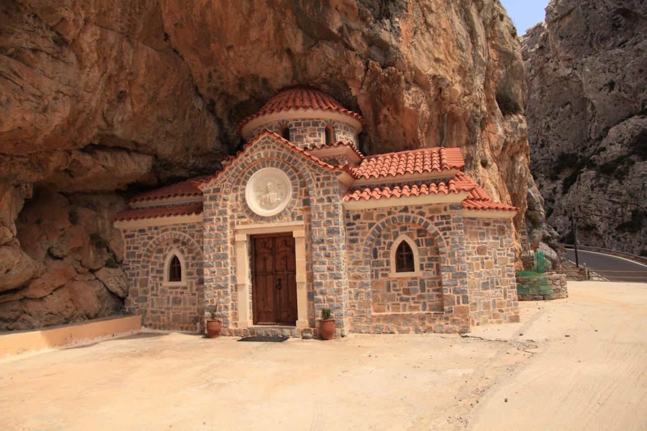 Spacious Maistrali Villa, Private Pool & Garden Rodhákinon Dış mekan fotoğraf