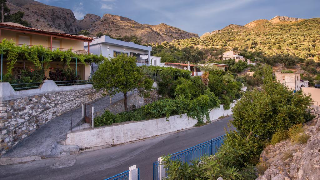 Spacious Maistrali Villa, Private Pool & Garden Rodhákinon Dış mekan fotoğraf